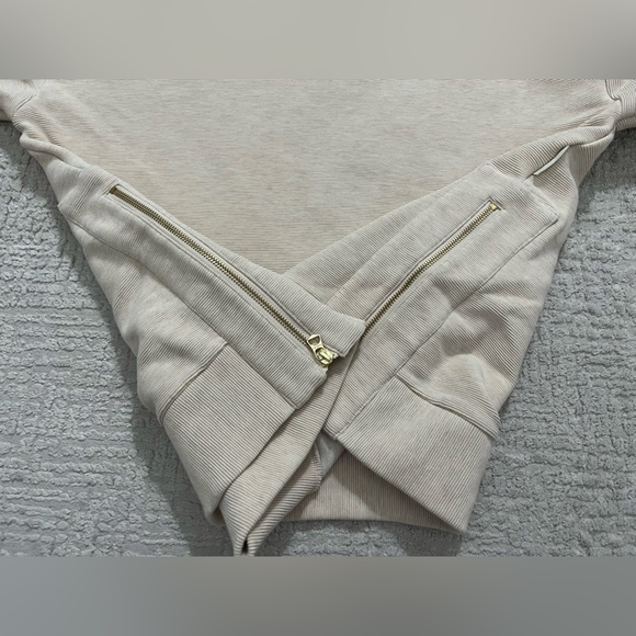 Varley Mae Boyfriend Sweatshirt- Ottoman - Picture 11 of 14